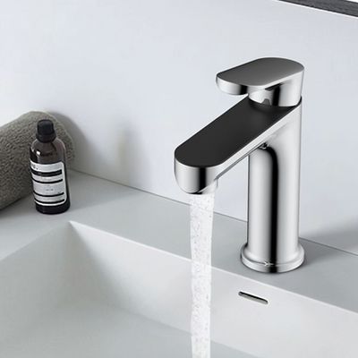 Hotel Bathroom Basin Faucet Single Handle Brass Faucet Installed On The Deck